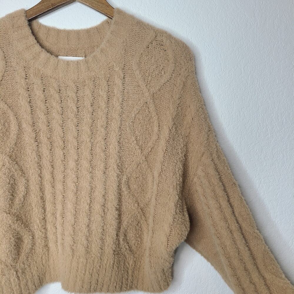 Aerie Super Soft Cozy Tan Cable Knit Cropped Sweater Medium